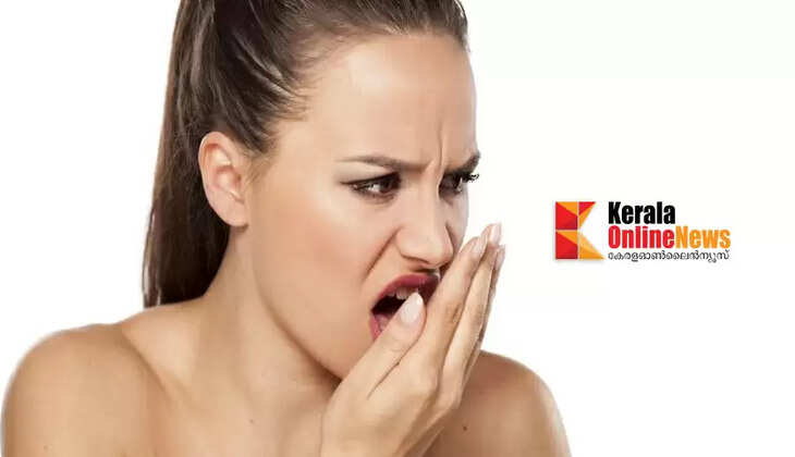 വായ്നാറ്റം കുറക്കാൻ ചില എളുപ്പ വഴികൾ