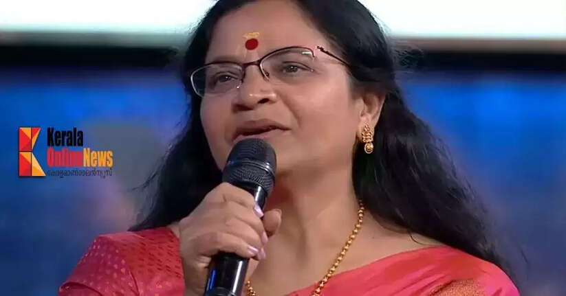 കുറേ കഴിഞ്ഞ് പേര് വിളിച്ചിട്ട് കാശ് തന്നു, പക്ഷെ താന്&zwj; ആ കാശ് അവിടെ തന്നെ കൊടുത്തു; അവഗണനയെ കുറിച്ച് തുറന്ന് പറഞ്ഞ് ഭാഗ്യലക്ഷ്മി