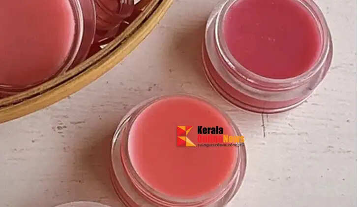 A remedy for dry lips: Make natural lip balm at home.