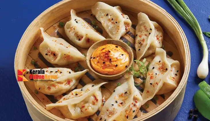 chickenmomos