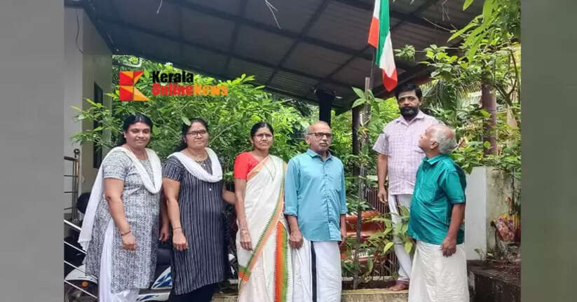 Samastha Kerala Warrior Samajam Mangad Unit held Independence Day celebrations and Ramayana recital in Kannur