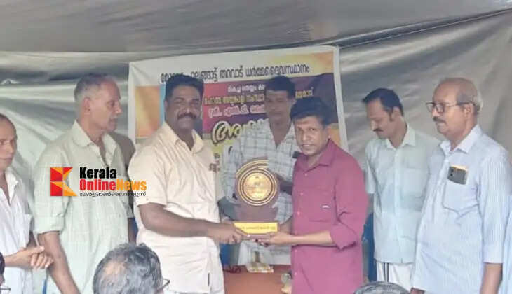 Kanaladi L.T. Shaiju Panicker, recipient of the Mahatma Ayyankali State Award, was felicitated at the *Dharmadaiva Sthanam* (deity shrine) of the Morazha Palangattu Tharavadu.