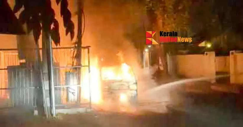 A fire broke out during the maintenance of the transformer; The KSEB mini van was destroyed by a knife