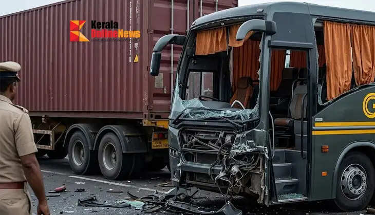 Accident in Uttar Pradesh: Volvo bus collides with a truck; 4 dead, around 20 injured.