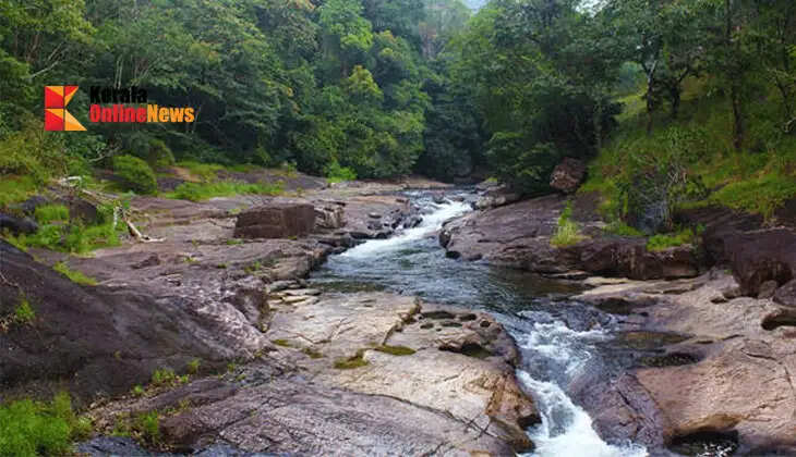 Beautiful places in Thiruvananthapuram district that are a must-visit during the monsoon season.