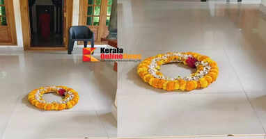 Wreath laid on the verandah of BJP leader house in Payyannur