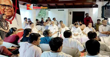Prominent people paid respects by offering a floral tribute at the residence of V S Achuthanandan