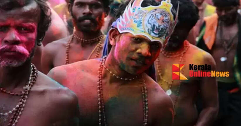 Chemical vermilion banned by the High Court; More than 900 packets seized in a single day in Erumeli