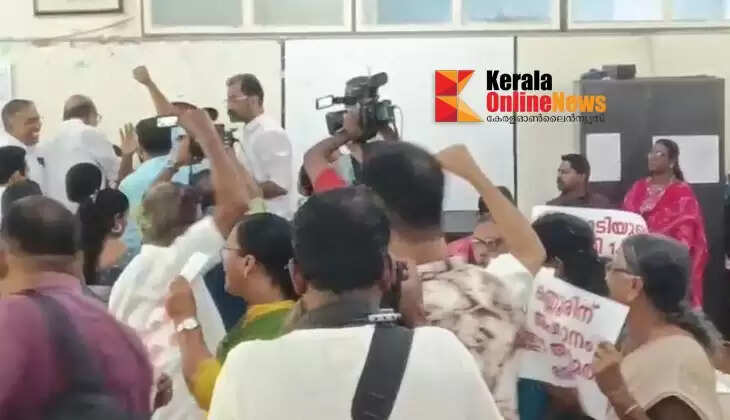 Corruption allegations against the mayor: Opposition creates ruckus at Kannur Corporation Council meeting