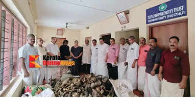 Bishop Mar Sebastian Valloppilly handed over the bronze components required for the construction of the bronze statue of his father
