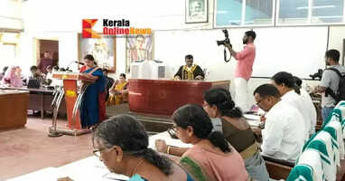 That siren won't stop; Kannur Corporation Council meeting harshly criticizes the Collector