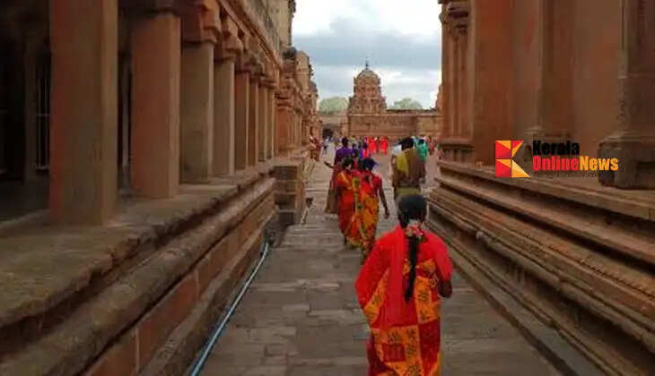 What is the spiritual message behind the circumambulation (pradakshinam) at a temple?