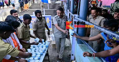 Glucose distribution for Ayyappa devotees at Sabarimala Sannidhanam; Student Police Cadets' service as a relief