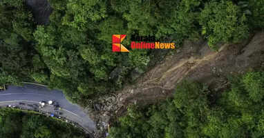 Another landslide at Thamarassery Pass; Traffic banned again