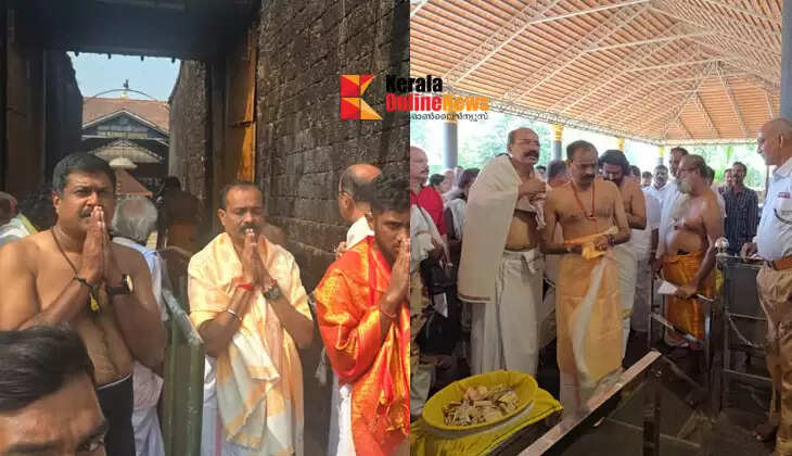 Thiruvananthapuram Corporation Mayor V.V. Rajesh visited the Rajarajeshwara Temple in Taliparamba to seek the blessings of darshan.