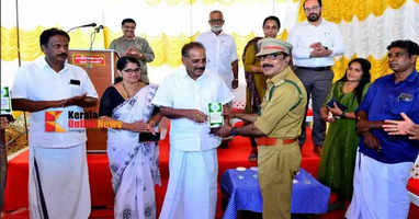 Forest guards should act as friends of the public  Minister AK Saseendran