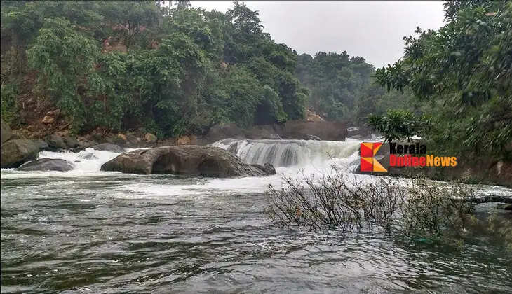 അരിപ്പാറ വെള്ളച്ചാട്ടം