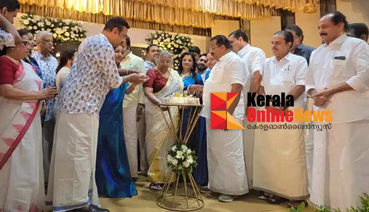 Suresh Gopi came to EK Nayanar wife Sarada teacher Navathi celebration