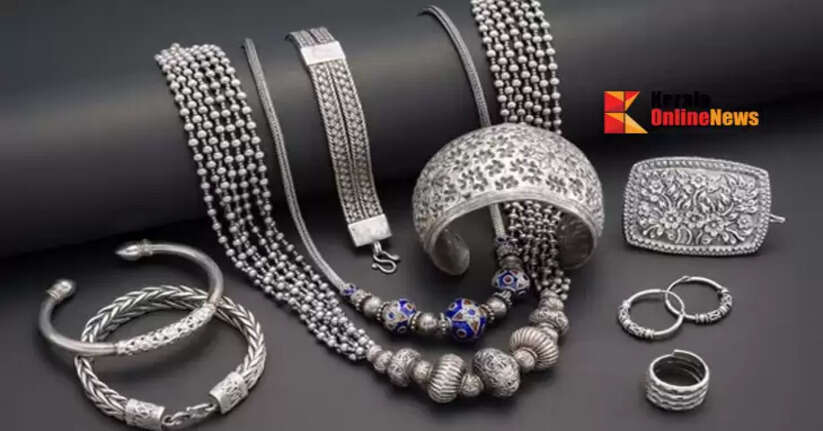 Three crores worth of silver ornaments stolen after jewellers were broken into in Karnataka; three people in custody