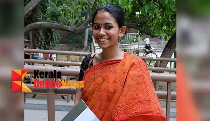 Delhi Police moves to arrest Aishe Ghosh; Arrest is part of 2021 case