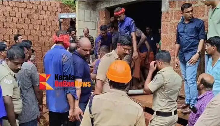 Three workers trapped under soil after a perimeter wall collapsed in Cheruvathur have been rescued.
