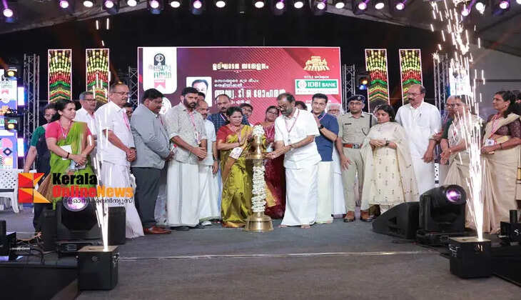 Ten days of festive nights lie ahead a vibrant start to the Kannur Dussehra