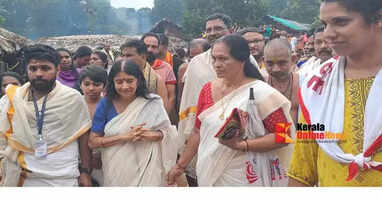 Seeking the blessing of kottiyoor Perumal Gaurilakshmi Bhai Thampuraatti