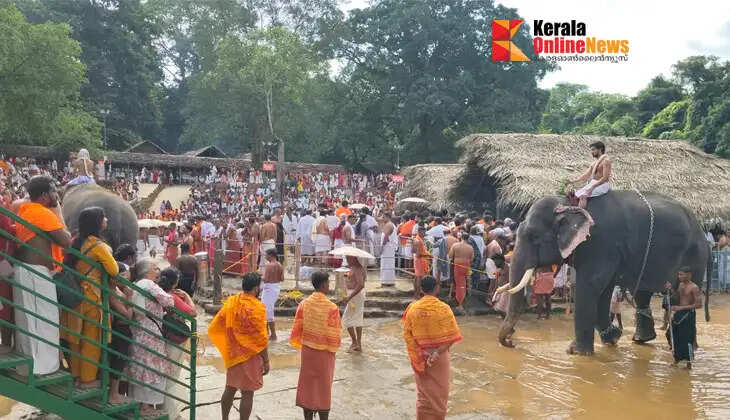 Kottiyoor Vaisakhi Mahotsavam; First Seeveli procession held