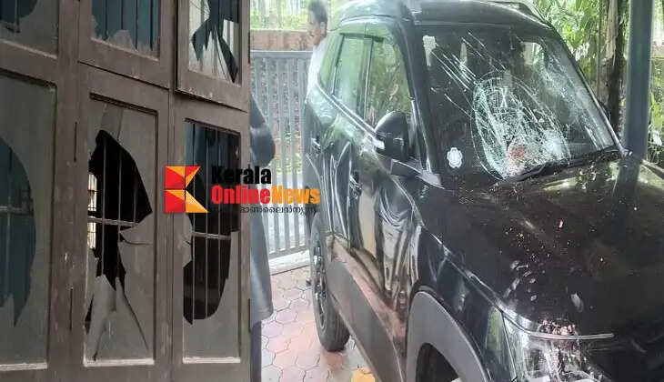 A youth accused in a murder case in Kannur vandalized his neighbor's house and car.