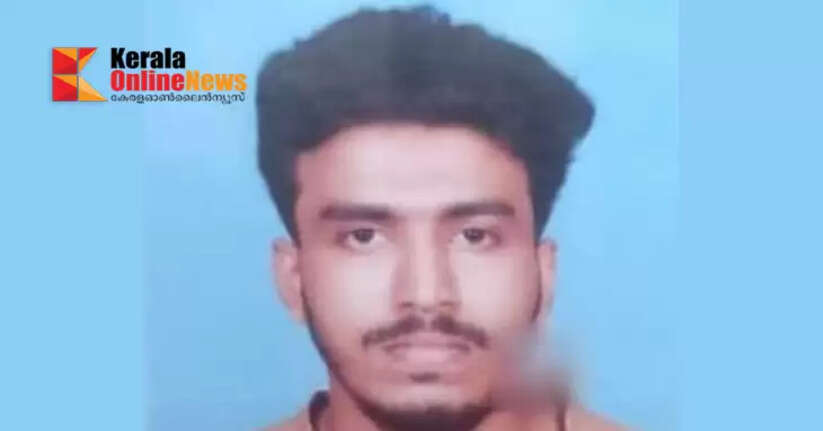 A young man died tragically after his bike was hit by a car near Komath Hill in Canannur