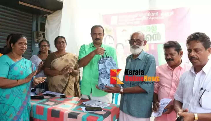 The first Kerala chicken stall in Kannur district has started operations.