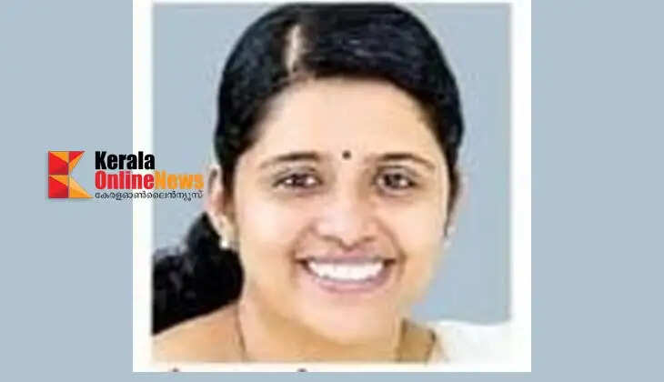 A housewife in Kannur died after slipping and falling while cleaning the terrace of her house