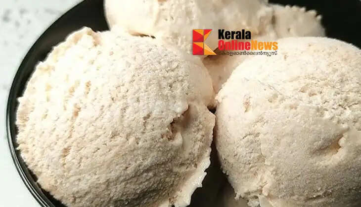 Healthy ice cream made with coconut and banana at home