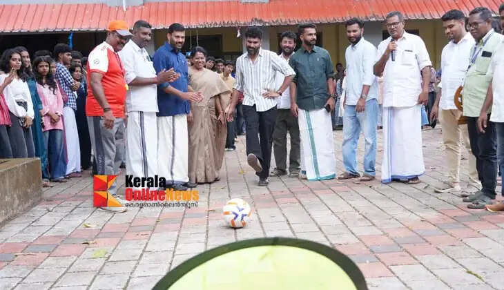 A penalty shootout competition was held at Thottada SN College as a prelude to the Kannur Dussehra.