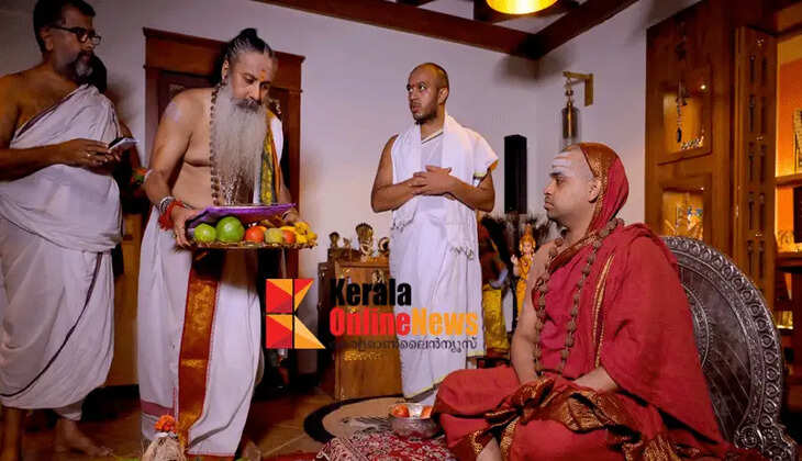 Divine presence of Jagadguru at Taliparambil, Kannur; &ldquo;Neelakantha Abode&rdquo; blessed
