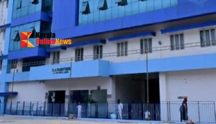 The necklace of a woman who had come to attend to her husband undergoing treatment at Kannur District Hospital was stolen.