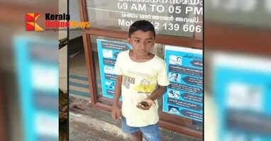 A trip to the hospital to save a baby parrot's life; A fourth-grader's effort goes viral