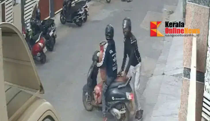 Cylinder theft in broad daylight in Bengaluru