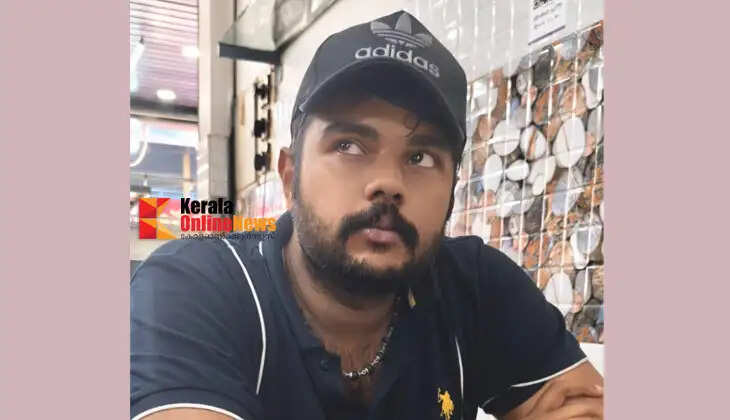 A young man has been arrested in Kannur for committing fraud by purchasing gold from jewelry shops.