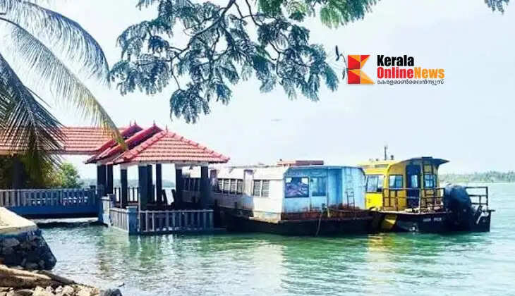 Parassinikadavu&ndash;Valapattanam boat service resumed.