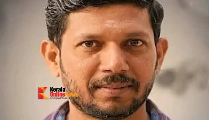 A young man from Kanhangad, a former expatriate, was found dead at his home.