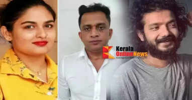 Sreenath Bhasi,Om Prakash,Prayaga Martin 