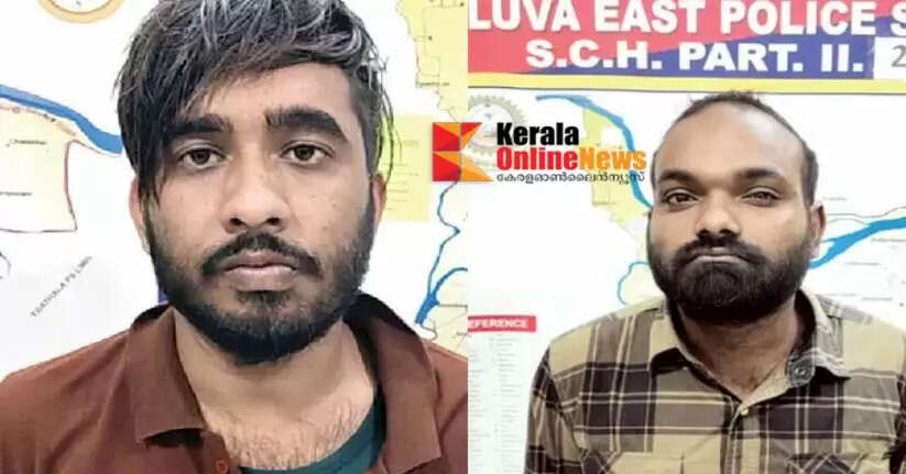 Police arrest North Indian thieves for stealing goods while riding a bike