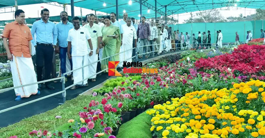 The Kannur flower festival has started by turning the city of Kannur into a garden