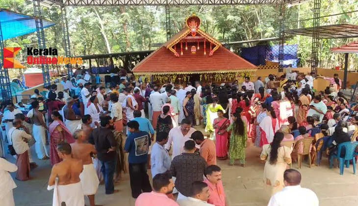 The consecration of the Bhagavathy temple at Kuyiloor Muchilot took place in an atmosphere of devotion