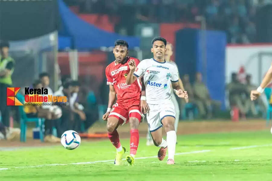 Kannur-Warriors-lose-to-Calicut-in-Kerala-Super-League.jpg