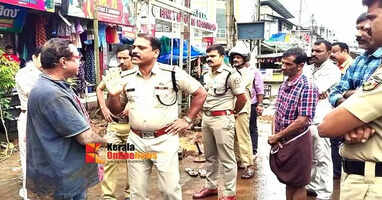 Protest against the installation of transformers in front of the shop