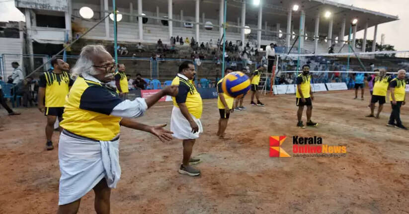 Minister Ramachandran Kadannappally scores points with a bang: The team of politicians wins in the volley against drugs