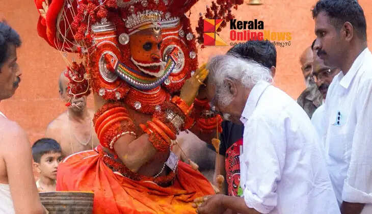 Kadannappally Ramachandran visits Theyyakavu seeking blessings and votes