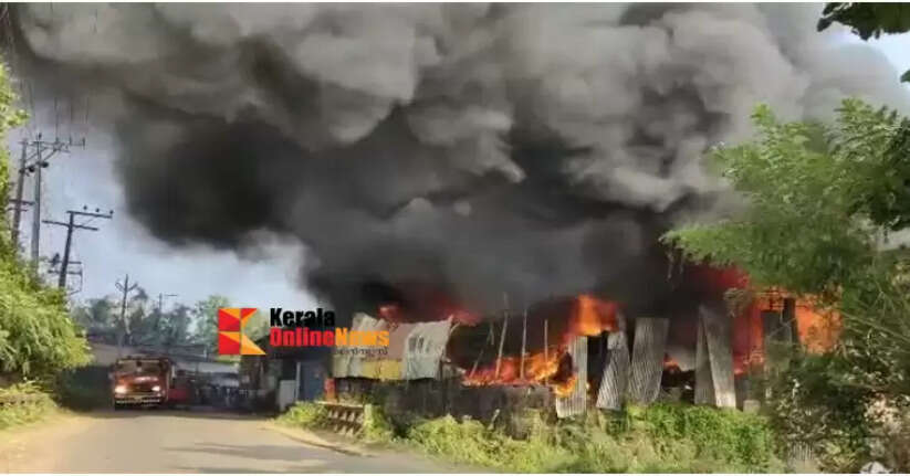 Massive fire breaks out at plastic factory in Kandikal, Thalassery